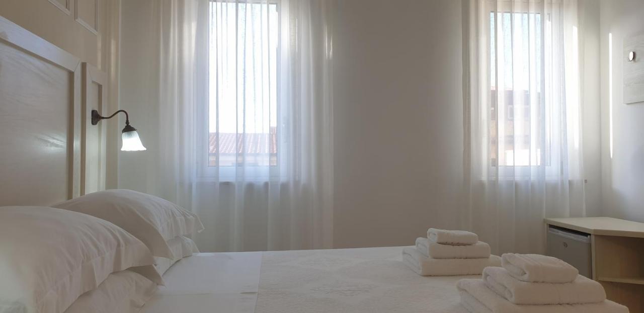 Le Camere Di Libero E Roberta Parghelia Exterior foto